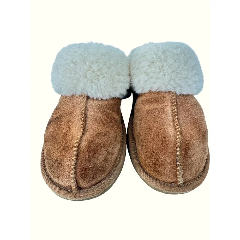 UGG Kids Cozy II Slipper Chestnut Suede Sheepskin Scuff Size 4
